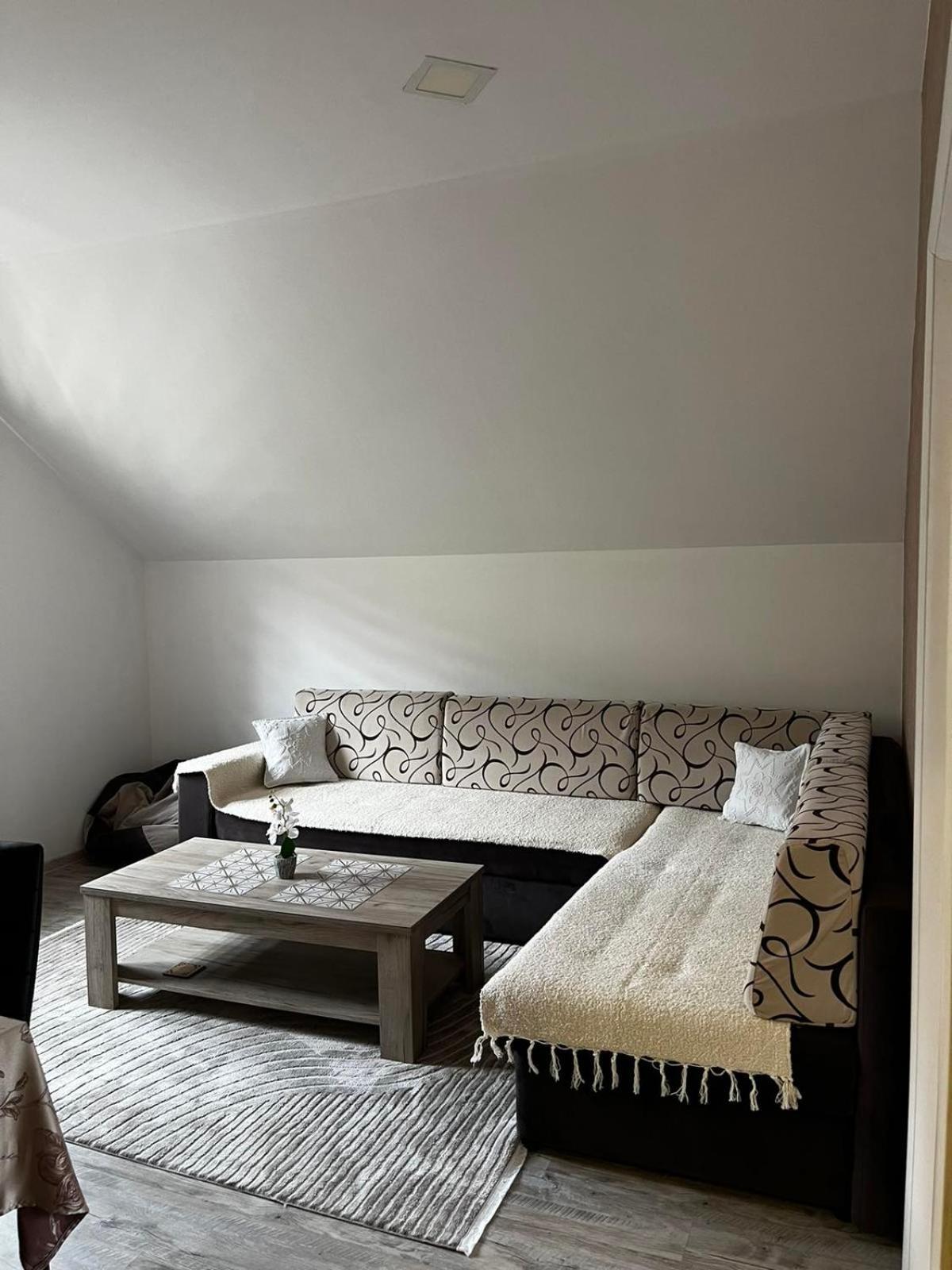 Apartmani Nikolic Višegrad الغرفة الصورة