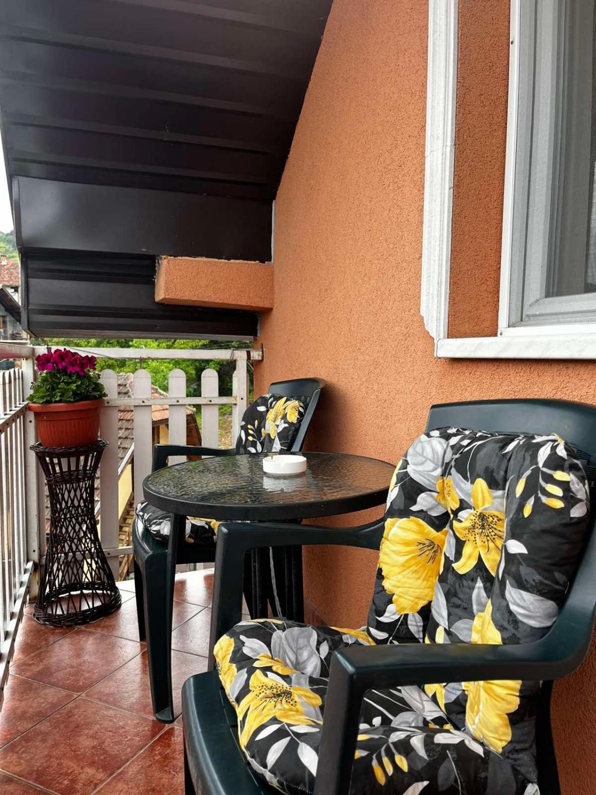 Apartmani Nikolic Višegrad الغرفة الصورة